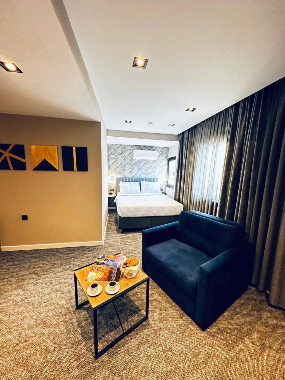 Taksim Rexxee Istanbul Istiklal Hotel Exteriör bild